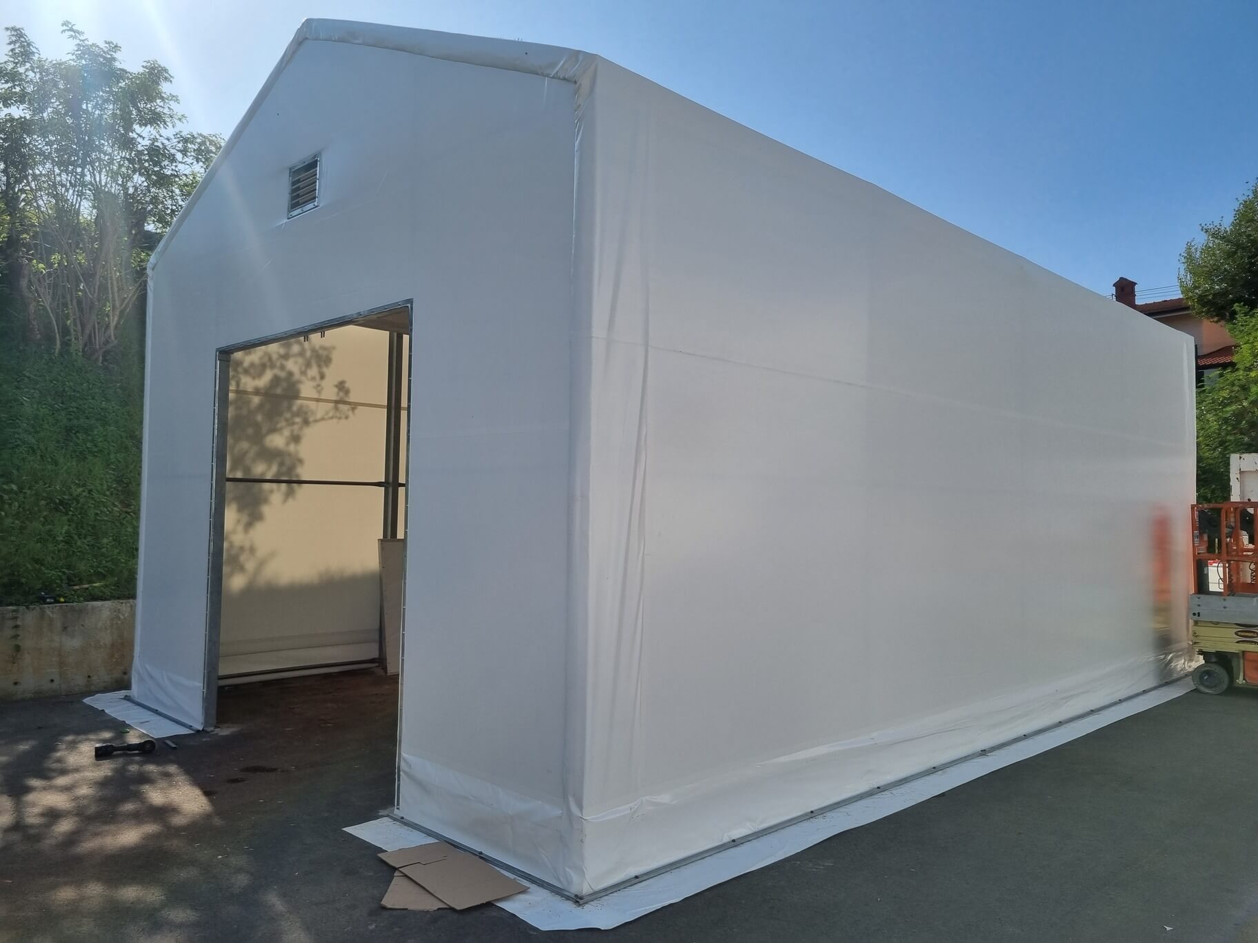 Skladiščni Šotori