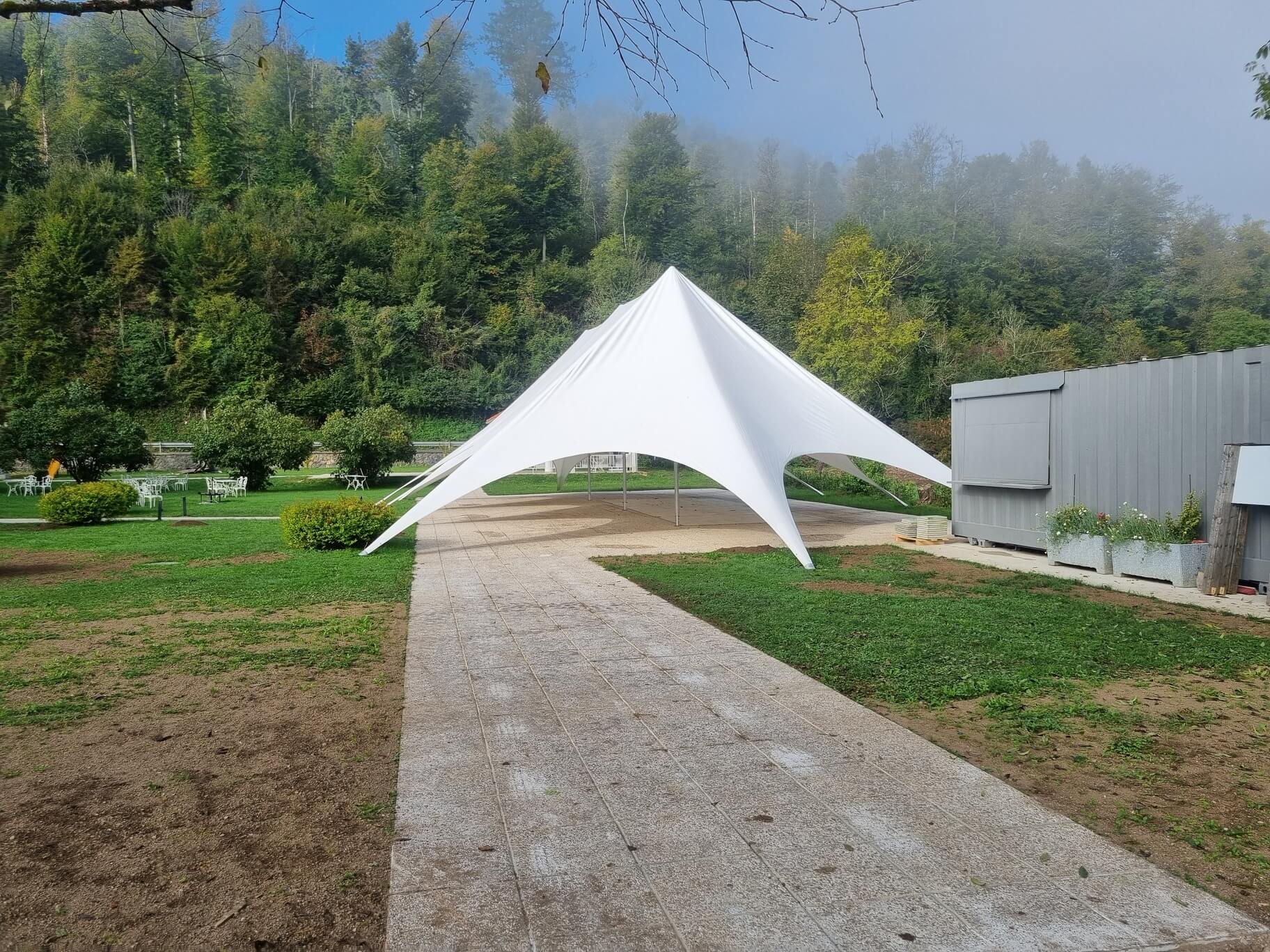 Skladiščni Šotori